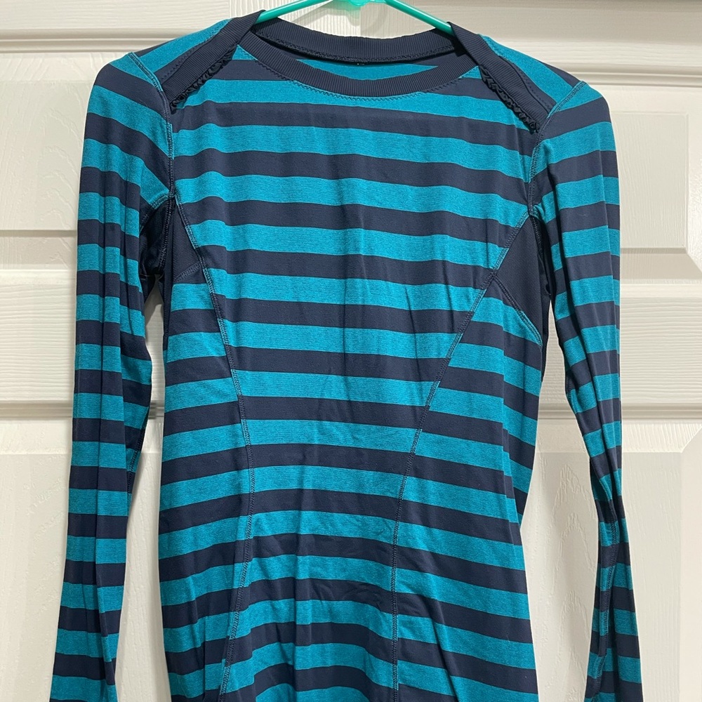 Lululemon - blue striped pullover w/ruffle detail